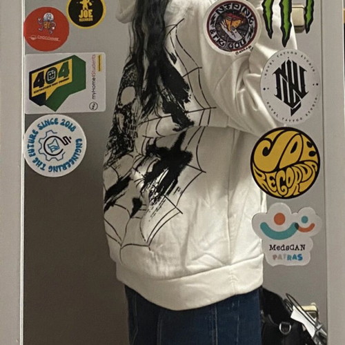 Shein white sweatshirt with back design like new, size M