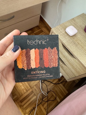 Technic eyeshadow packs used, nine shades