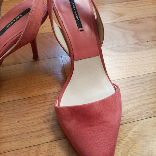Zara shoes used, coral suede pumps size 38