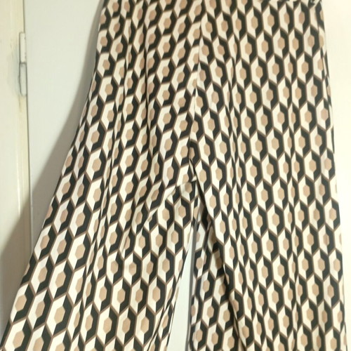 Wide-leg pants with geometric patterns, like new, size S