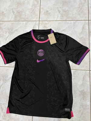 PSG Jersey used, size large, authentic