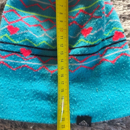 Mc Kinley children's hat turquoise with pompom like new