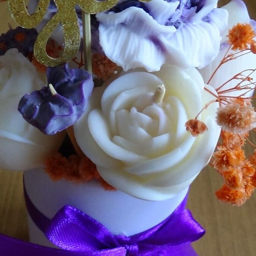Aromatic Candles Handmade Bouquet Composition in Hat Box