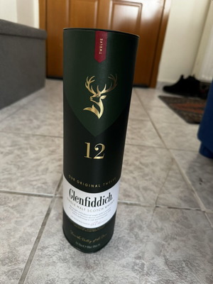 Συσκευασία ουίσκι Glenfiddich σαν καινούργιο