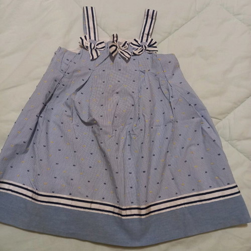 Clothing pack No.4 like new with dresses, skirt and t-shirt
