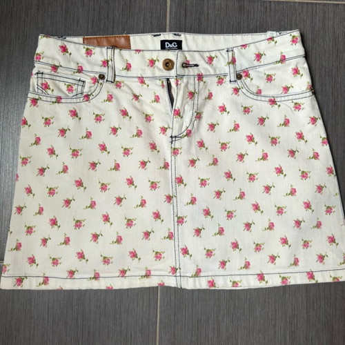 D&G mini denim skirt white like new