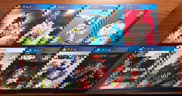 Συλλογή παιχνιδιών για ps4 και ps5(fifa/2k)
