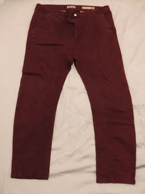 Jeans Forex used, size 38, burgundy color