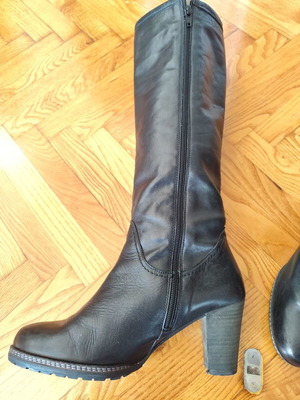Wonders leather black boots size 38 used