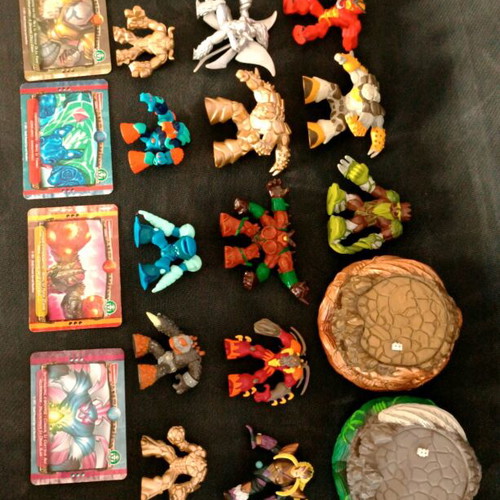 Gormiti figures, cards and altars used with rare Nintendo Nick figure
