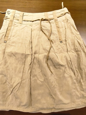 Attrattivo μπεζ cargo φούστα small μεταχειρισμένη