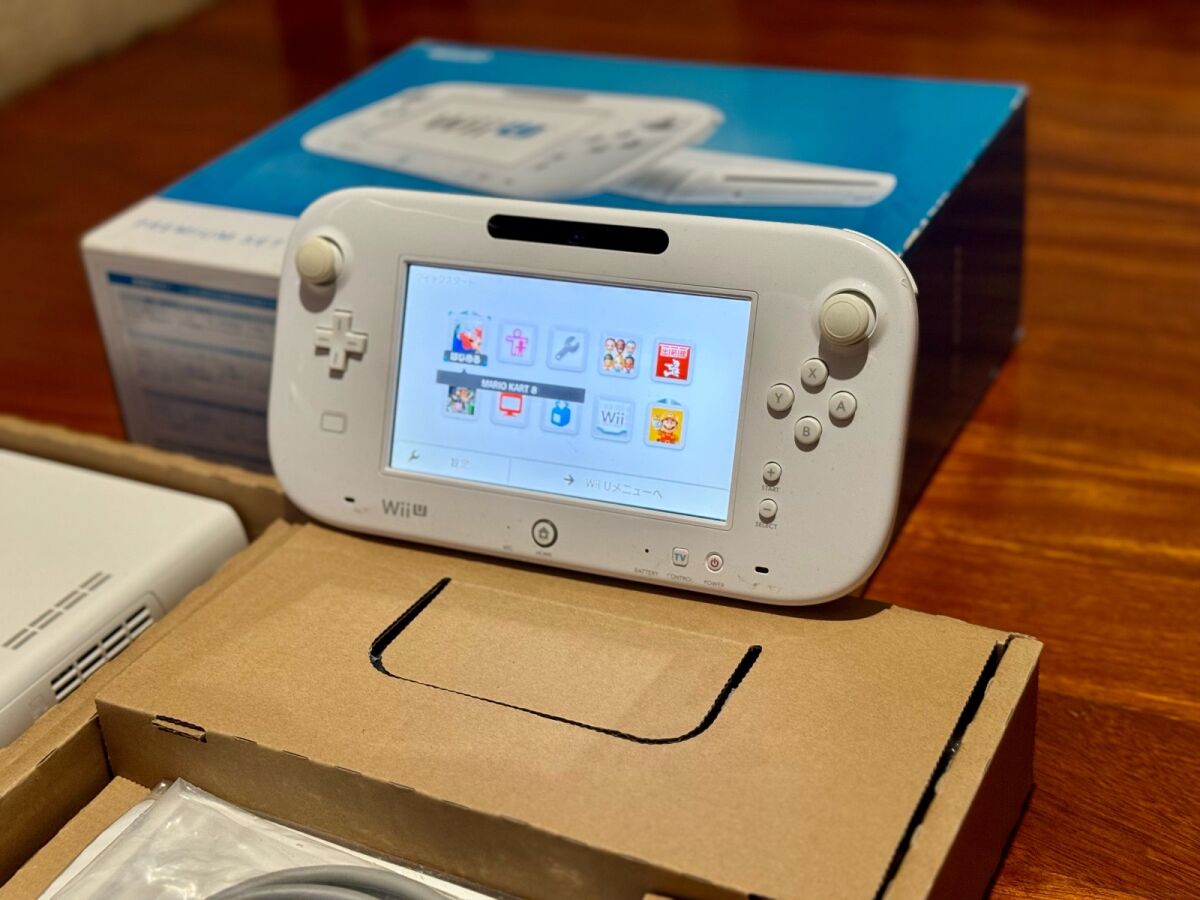 Wii Uプレミアム32ギガ、ビータ Nintendo Wii U Premium Set 32GB chipped… - € 200,00 - Vendora.cy