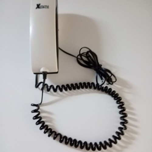 Corded home telephone device, white