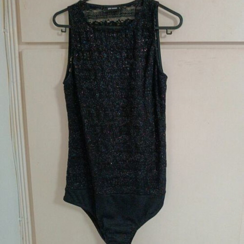 Pink Woman sleeveless bodysuit like new, size large