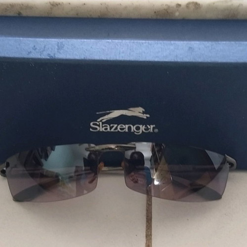 Γυαλιά ηλίου Slazenger μεταχειρισμένα τύπου μάσκας με θήκη