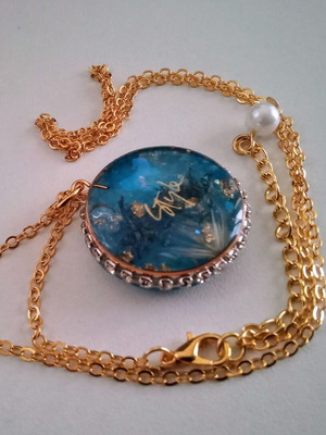 Handmade Style necklace new, blue and gold