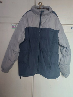 Unisex very warm used A-Style jacket in XL/XXL, black and gray