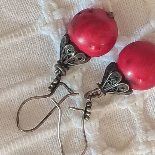 Vintage earrings with red coral and filigree metalwork