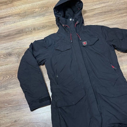 Fjallraven Nuuk Hydratic G1000 parka used, size S, black