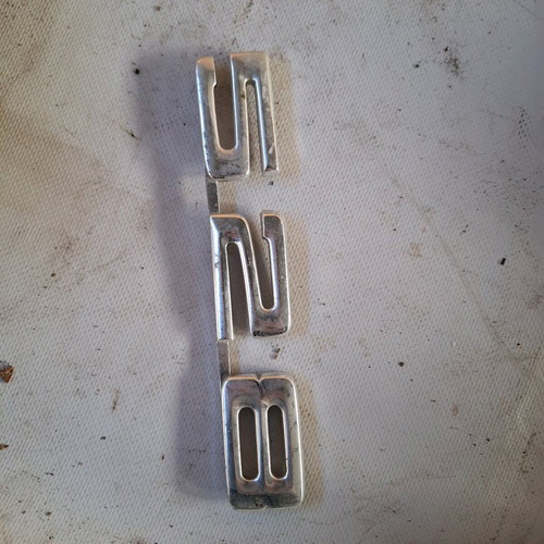 BMW 528 trunk emblem used