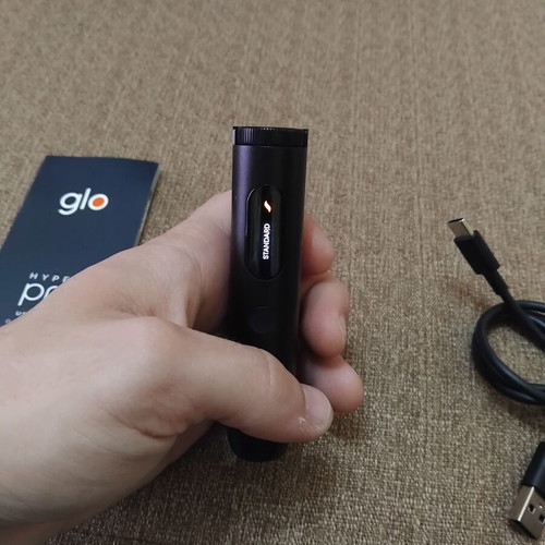 Glo Hyper Pro tobacco heating device like new