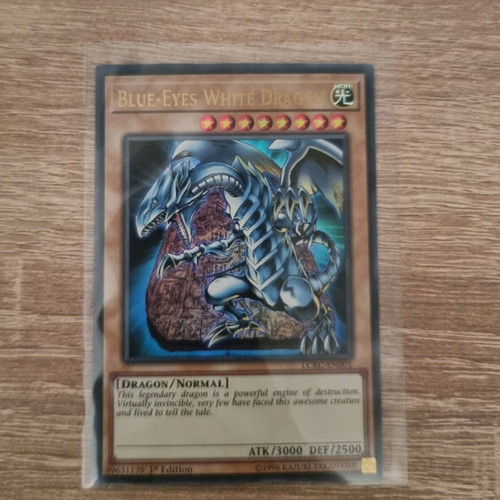 Blue eyes dragon 1st edition new, super rare foil