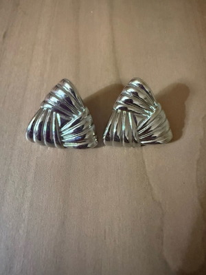Triangular silver earrings new