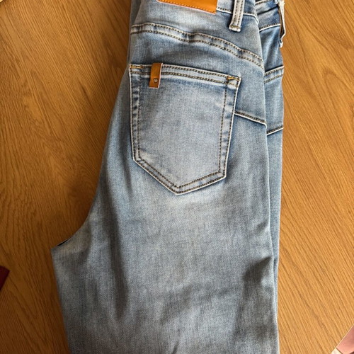 Women's denim jeans like new, stretch, size Medium, blue