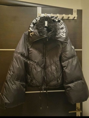 Armani Exchange Women's Bomber Jacket Small black like new