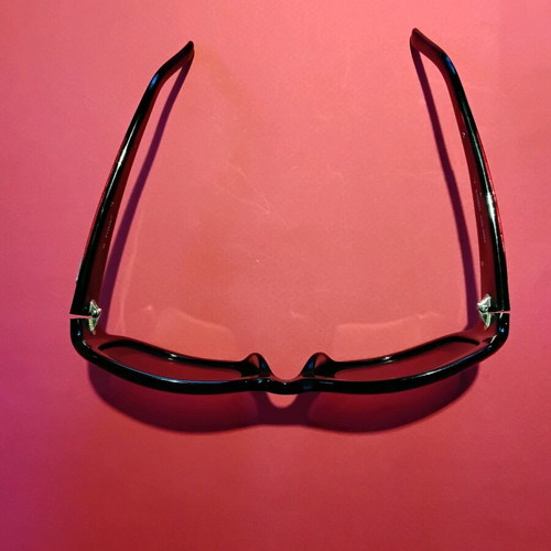 Tous sunglasses like new, dark bordeaux color