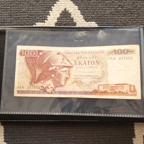 Collectible banknotes from Greece and worldwide, like new