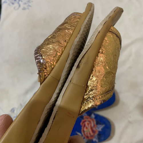 Vintage women's slippers size 37 used, decorative set of two pairs