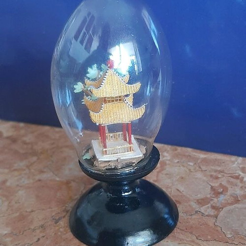 Chinese landscape used cork inside glass egg 10cm