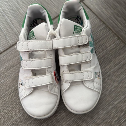 Adidas Stan Smith kids shoes size 33 used, white and green