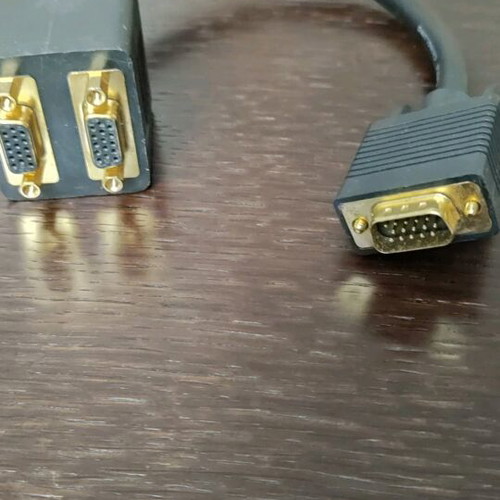VGA splitter like new