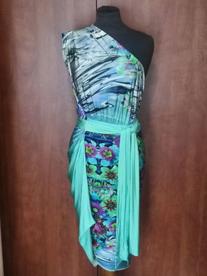 Φόρεμα Who*s Who Ιταλικό με Έναν Ώμο και Πολύχρωμο Print καινούργιο