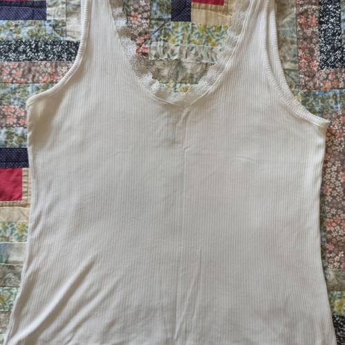 Tiffosi White Ribbed Blouse Large like new