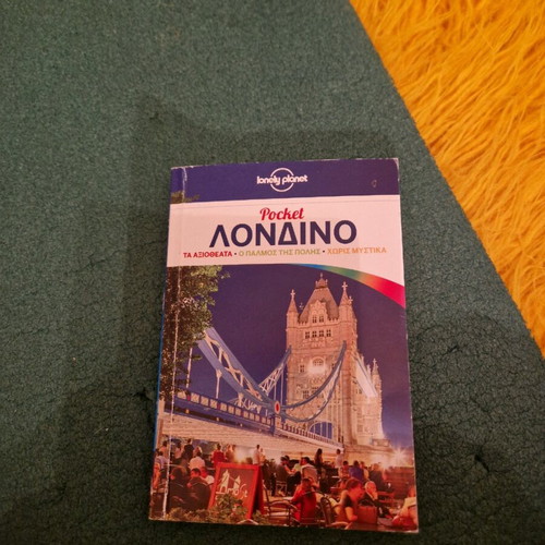 London Pocket Guide Lonely Planet like new
