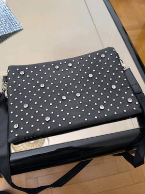 Women's handbag like new with shoulder strap 33x22 cm