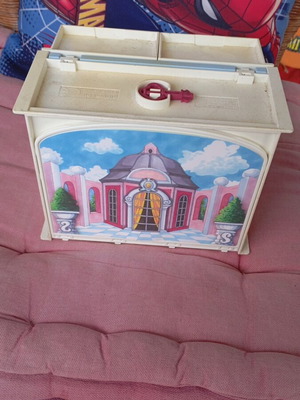 Playmobil royal suitcase used