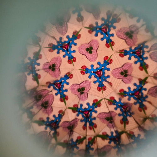 Kaleidoscopes new, set of 9 with various designs