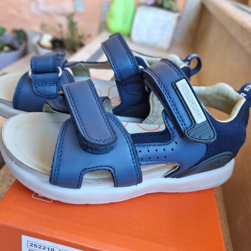 Biomecanics leather sandals like new, size 26, blue