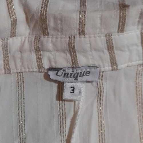 Unique No 3 Y2K shirt like new, white with gold details