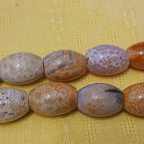 Agate worry beads used, scaly rare semi-precious stones
