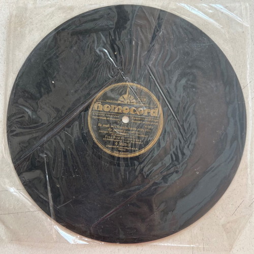 Vintage gramophone records used, pack of 4, in good condition