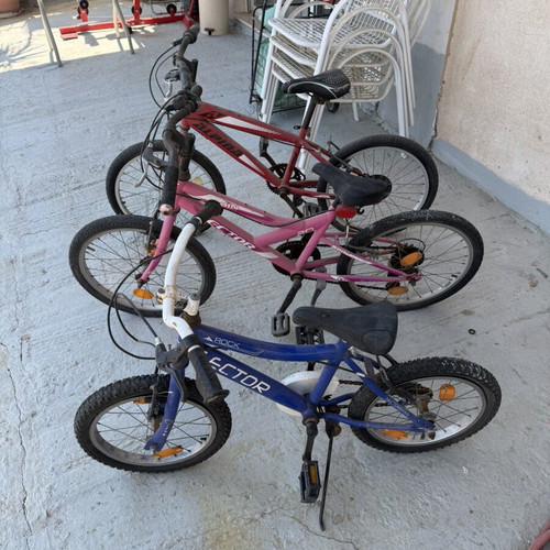 Bicycles used, set of 3, need chain repair