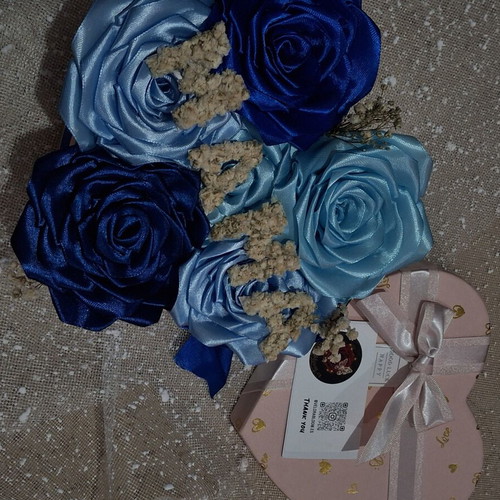 Handmade flowers gift for your mom like new