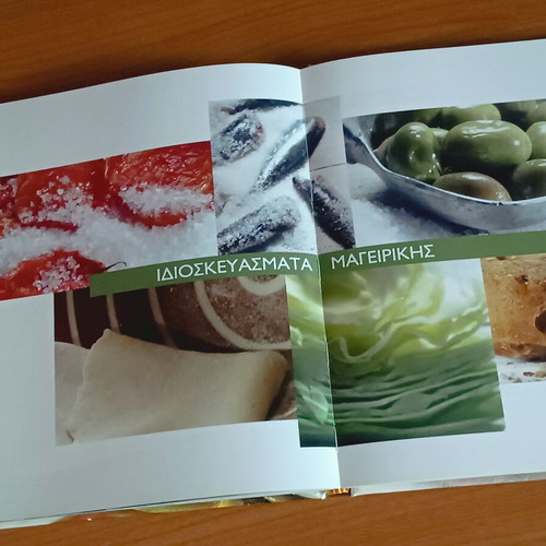 Taste of Tradition 100 Selected Recipes cookbook like new