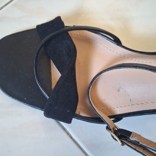 Heeled sandals size 40 like new, 7cm heel, black