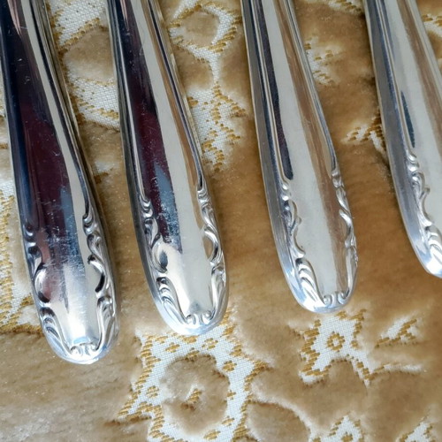 Vintage rostfrei knives set of 6 unused from 1960s
